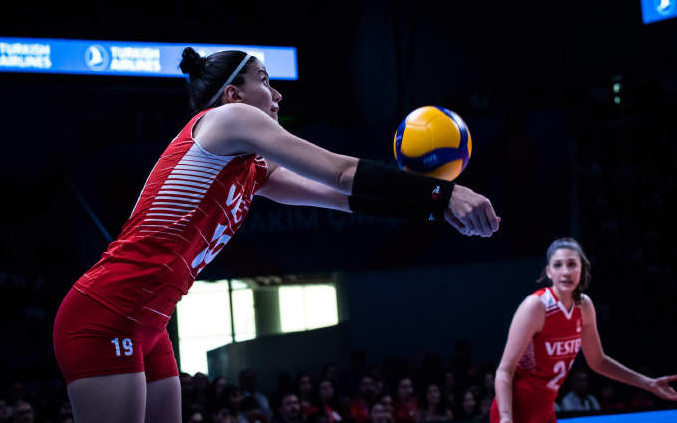 土耳其女排更换4人!图格巴博兹回归,主攻强攻能力仍显薄弱