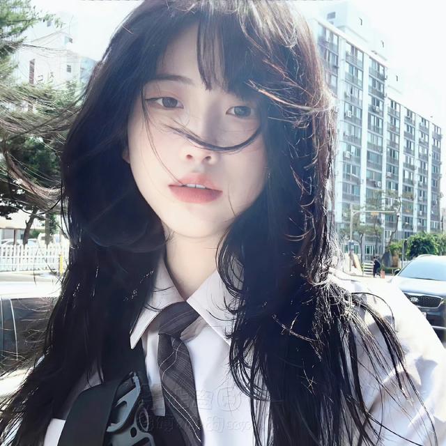 光感高级氛围感真人女头