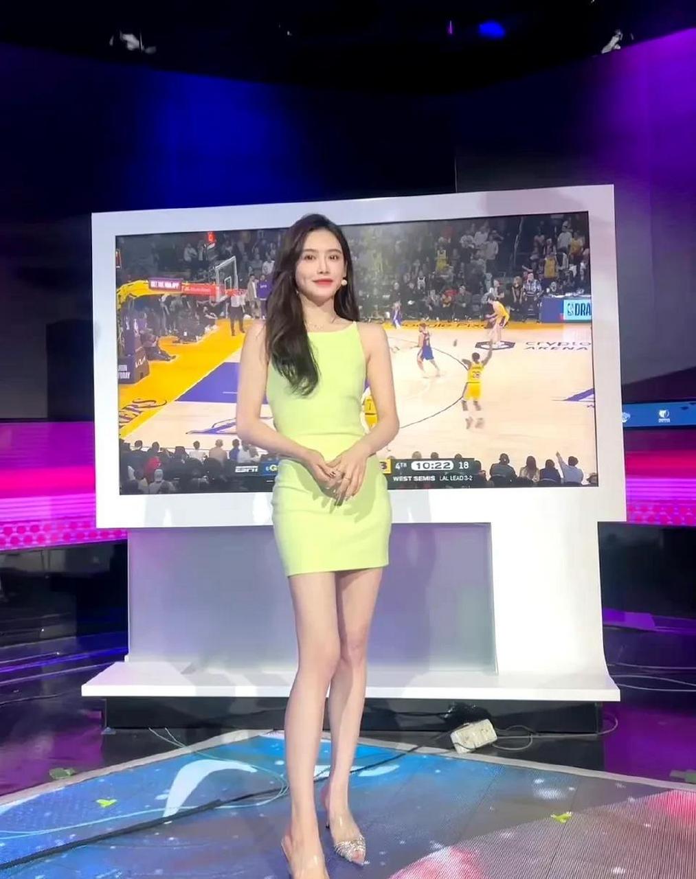 今天的美娜 湖人晋级后