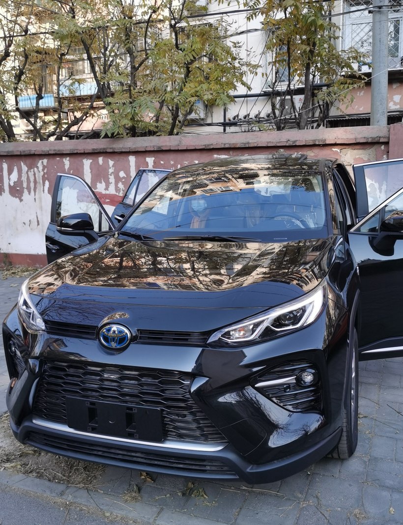 又一“中国特供车”火了，3套四驱同级罕见，油耗4.6L