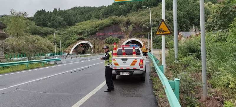 从20日起,成巴高速云顶山隧道交通管制三天