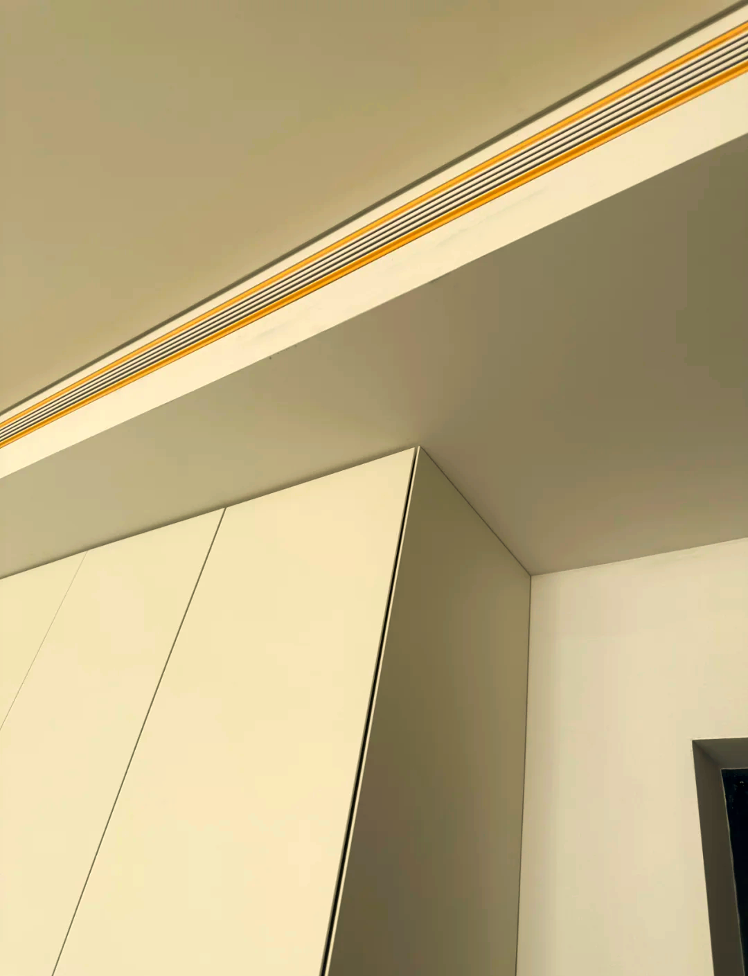 海棠角与45度直碰:整体设计的视觉一致性解决方案