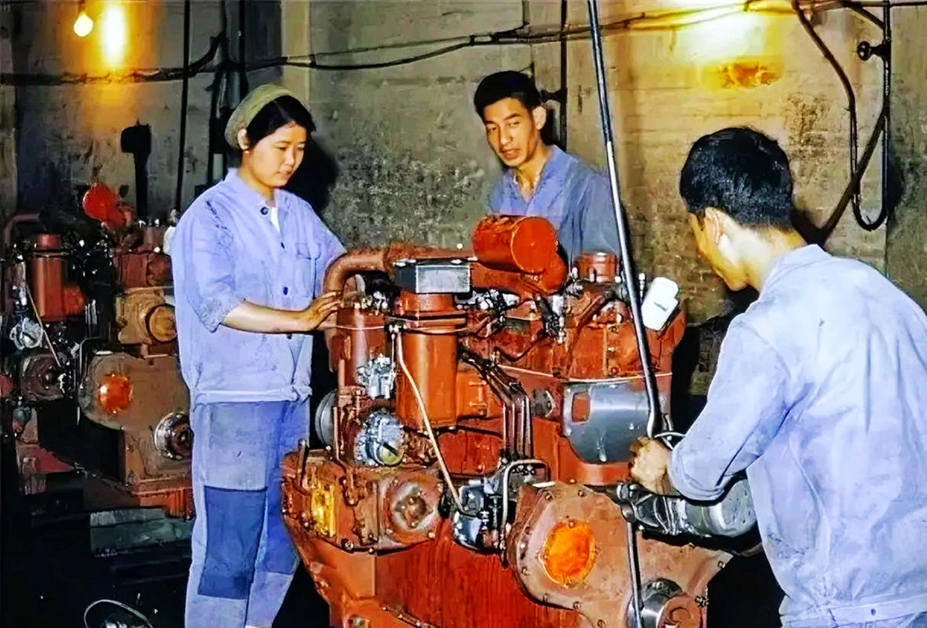 现在很多70年代的工人都不愿意踏进这样的工厂.