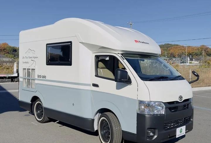 丰田海狮c型房车!2.8t动力能住两大两小