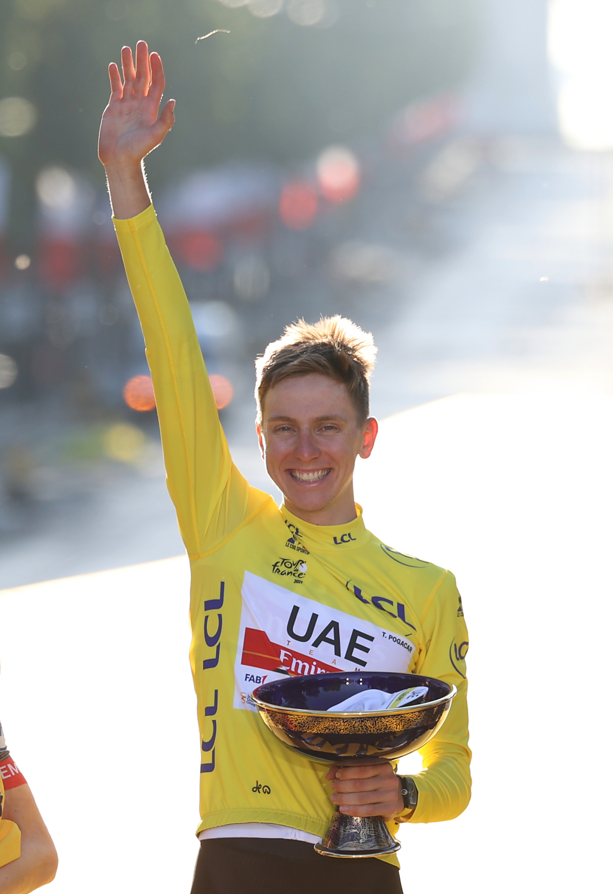 (2)自行车——环法:波加查卫冕冠军