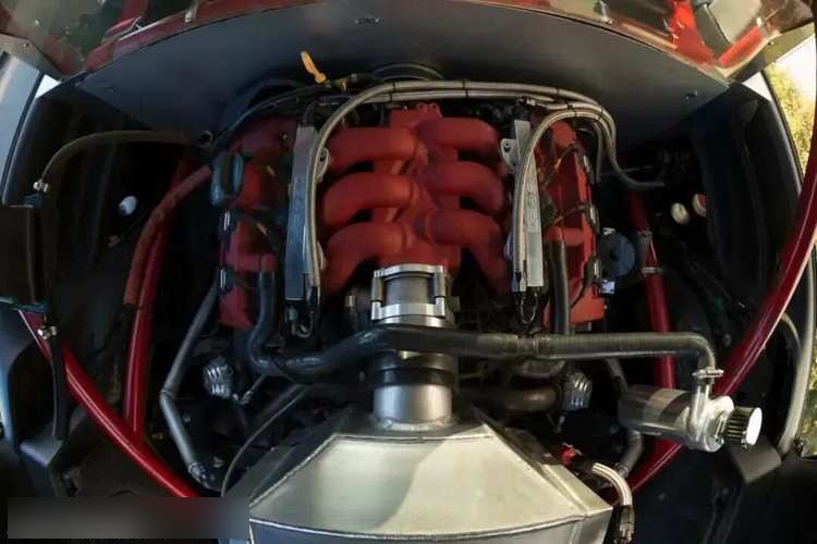 汽车发动机怎样叫前置发动机,中置发动机,后置发动机