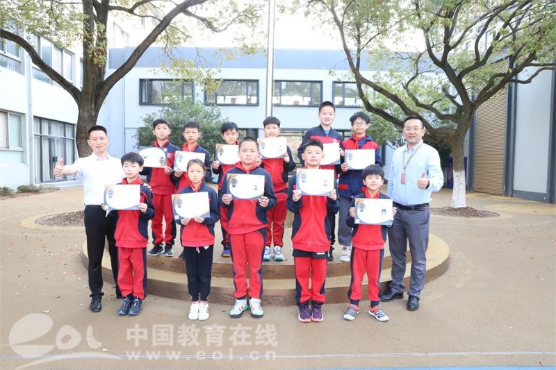 杭州市实验外国语学校rainbow管乐团荣获首届青培艺术展演杭州赛区