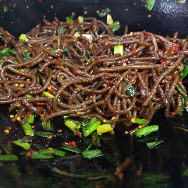 香辣红薯饸烙面