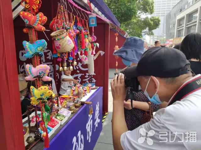 3天85万人次"轧神仙",助力石路商圈繁荣发展