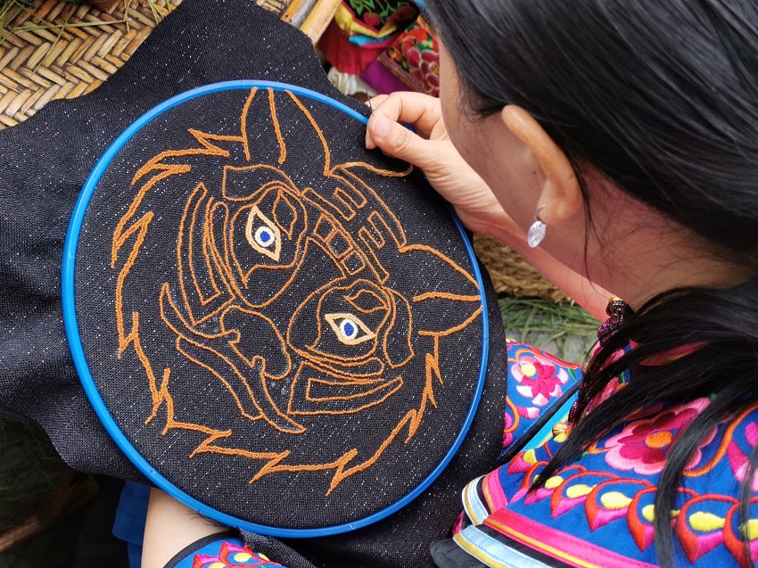 楚雄州启动建设全国首个彝绣数字化产业园