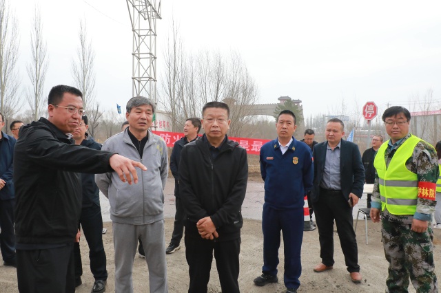 武跃飞督导检查森林防火和林长制工作