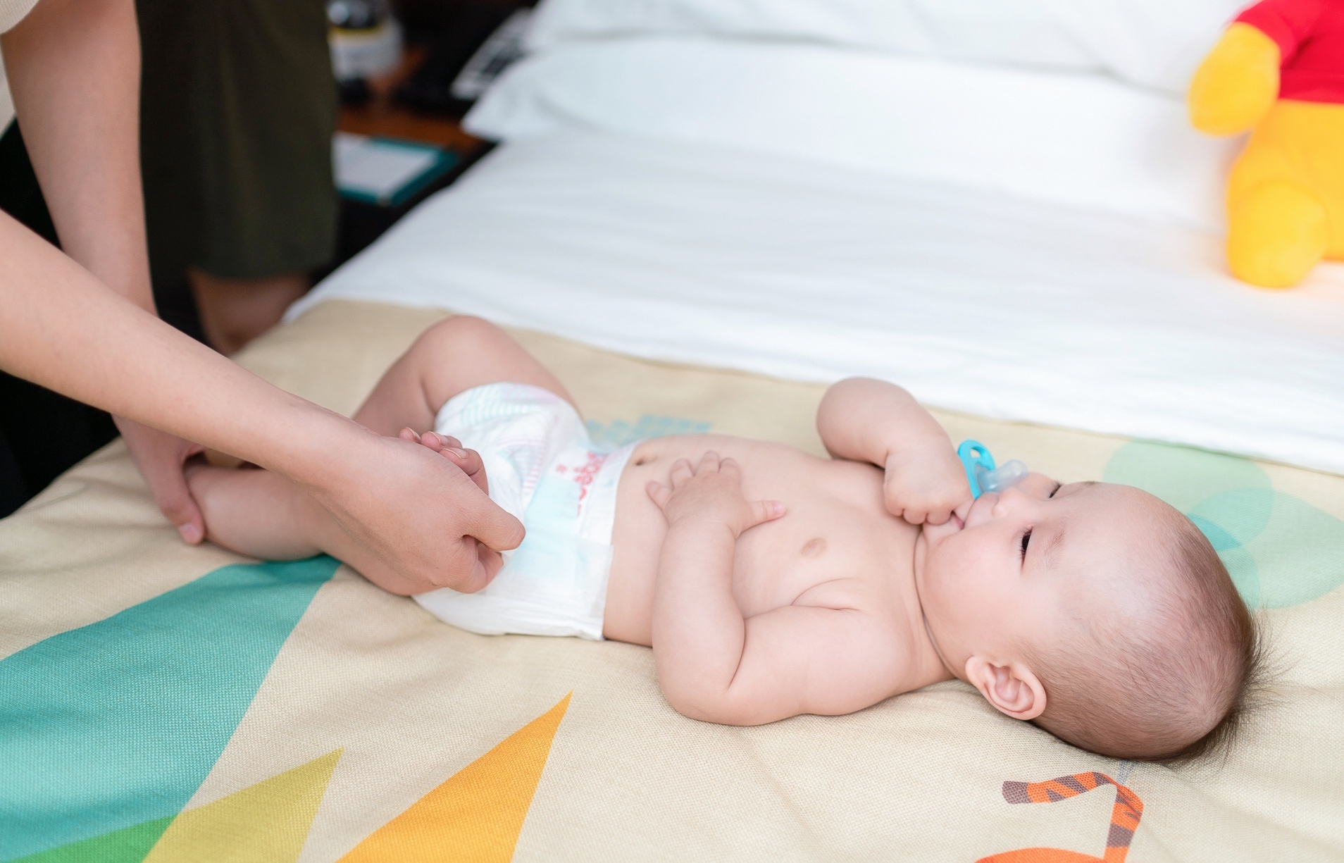 快摸摸孩子的这个地方,如果是空的千万别拖,晚了影响生育能力