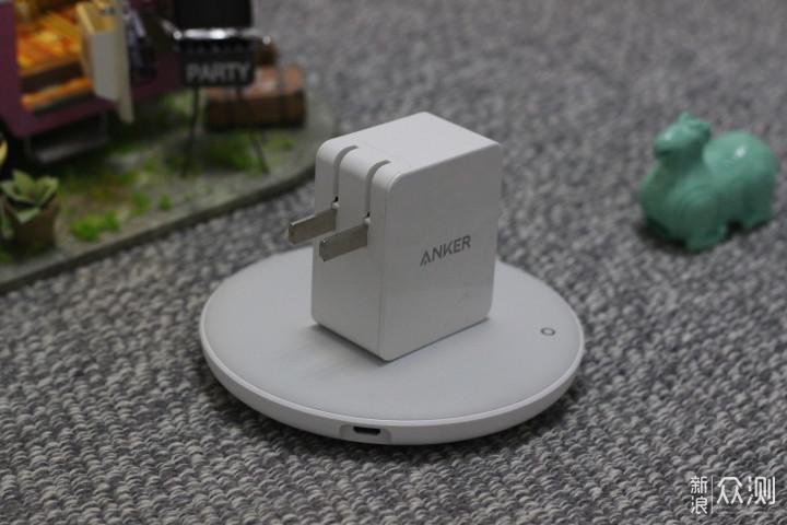 简洁大气,安全精致:anker无线充电器