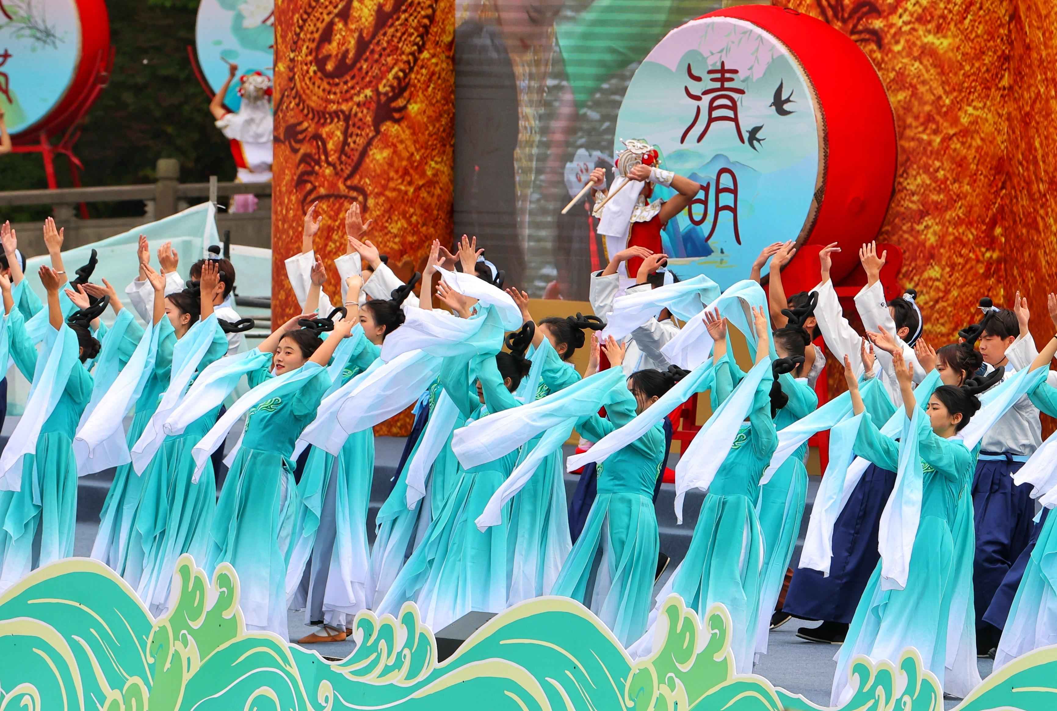都江堰放水节启幕 都江堰灌区春灌全面展开