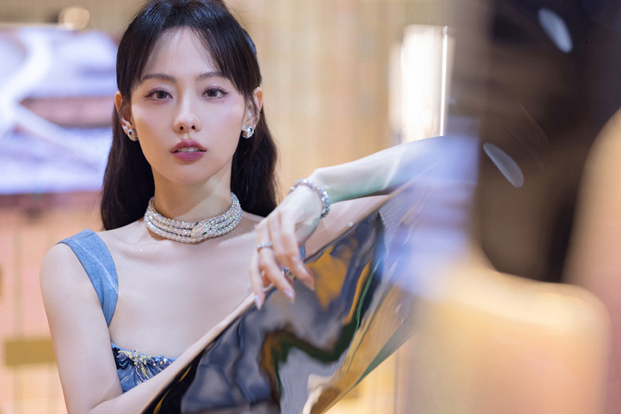 明星精修vs未修刘亦菲优雅杨洋帅气迪丽热巴造型师被吐嘈舒淇大获全胜