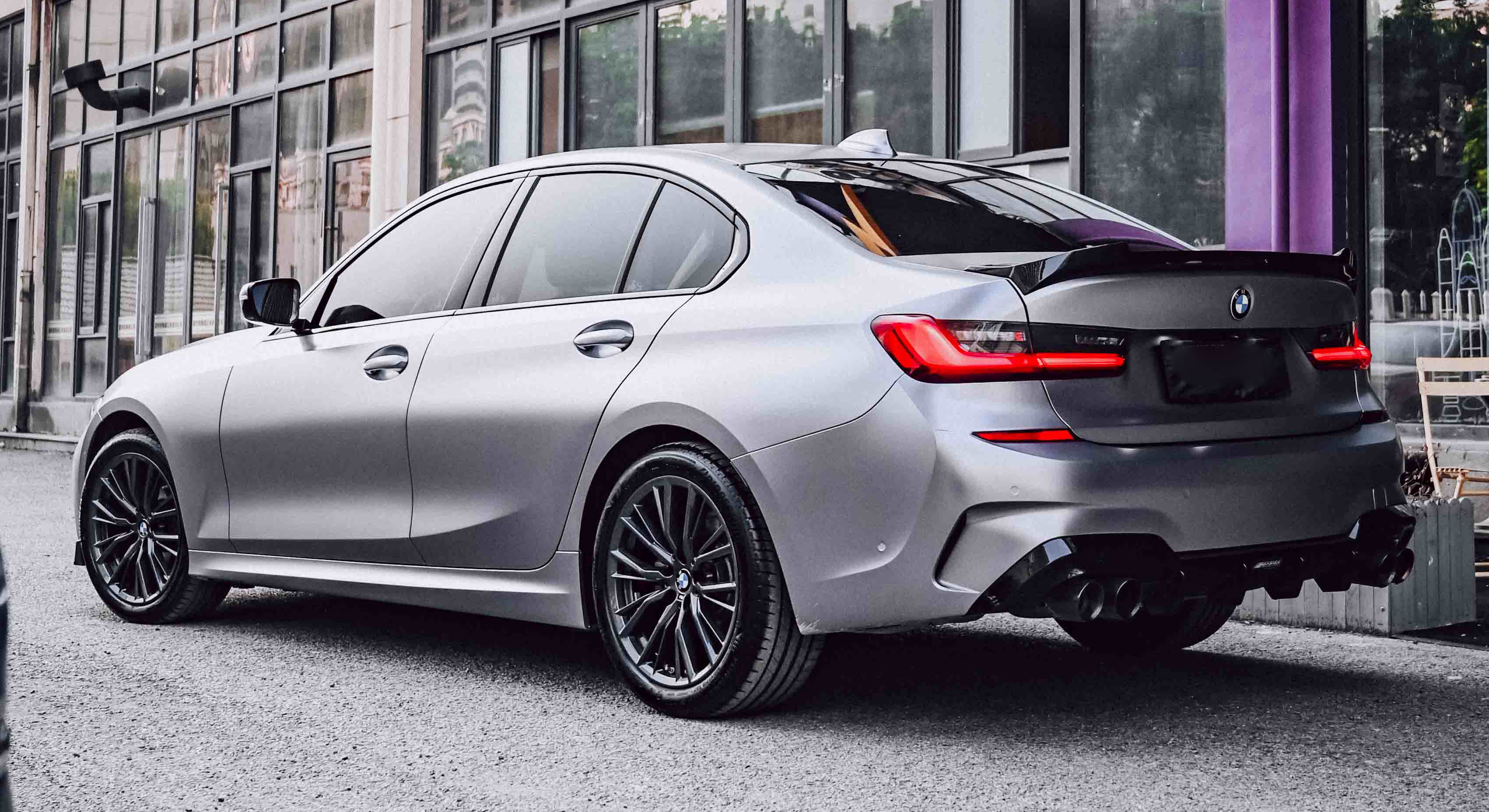 unic|宝马3系改色电光钛灰