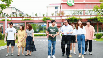 全国优秀共产党员何学锋:践行教育家精神 为建设教育强国贡献力量