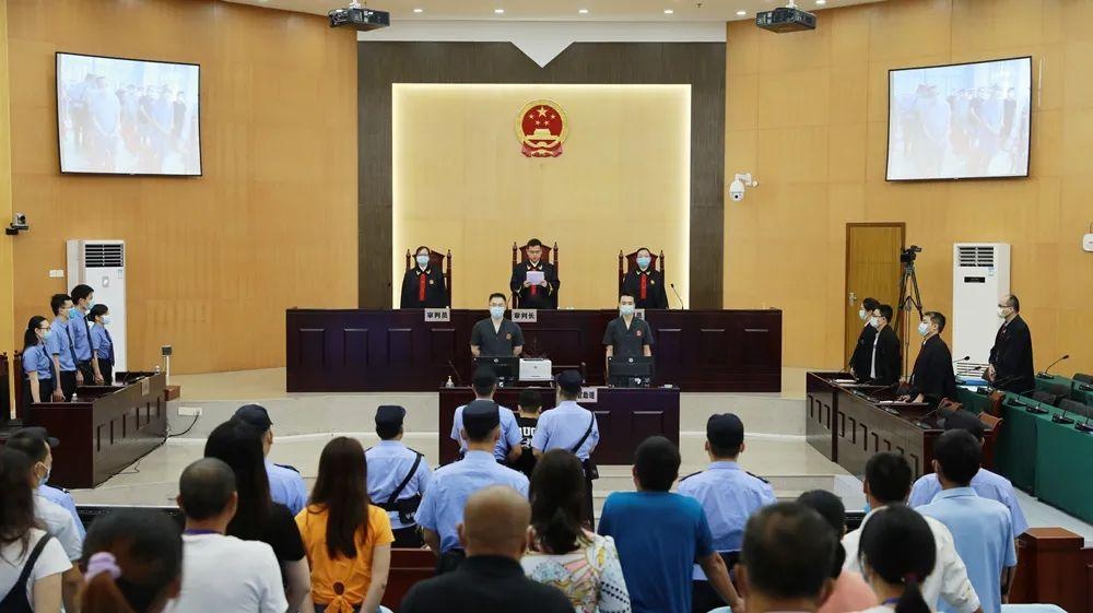 开设赌场,强迫交易,豢养"马仔",广东韶关黑老大"狗叔",获刑20年!