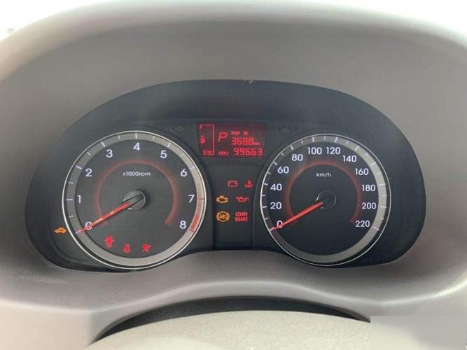 现代瑞纳里程表怎么看