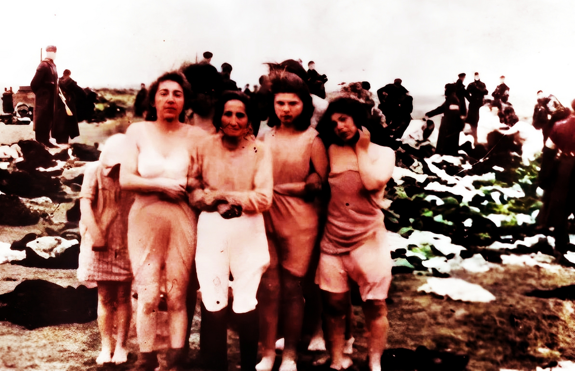 二战时期的犹太妇女,当时在纳粹德国有不少被拖进集中营受尽折磨