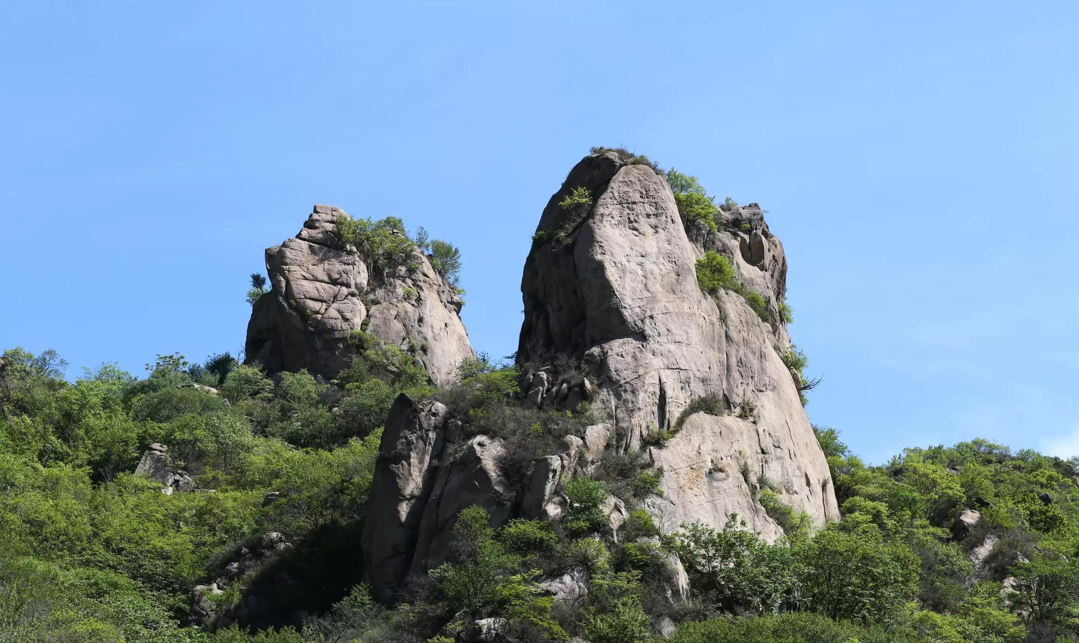 北京小众秘境,昌平大岭沟猕猴桃谷风景区,风景很惊艳 周末北京的蓝天