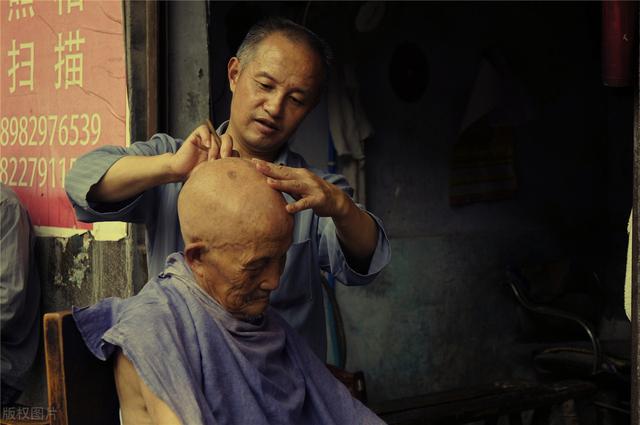 剃头匠诡事,手中剃刀可治病驱邪(下)