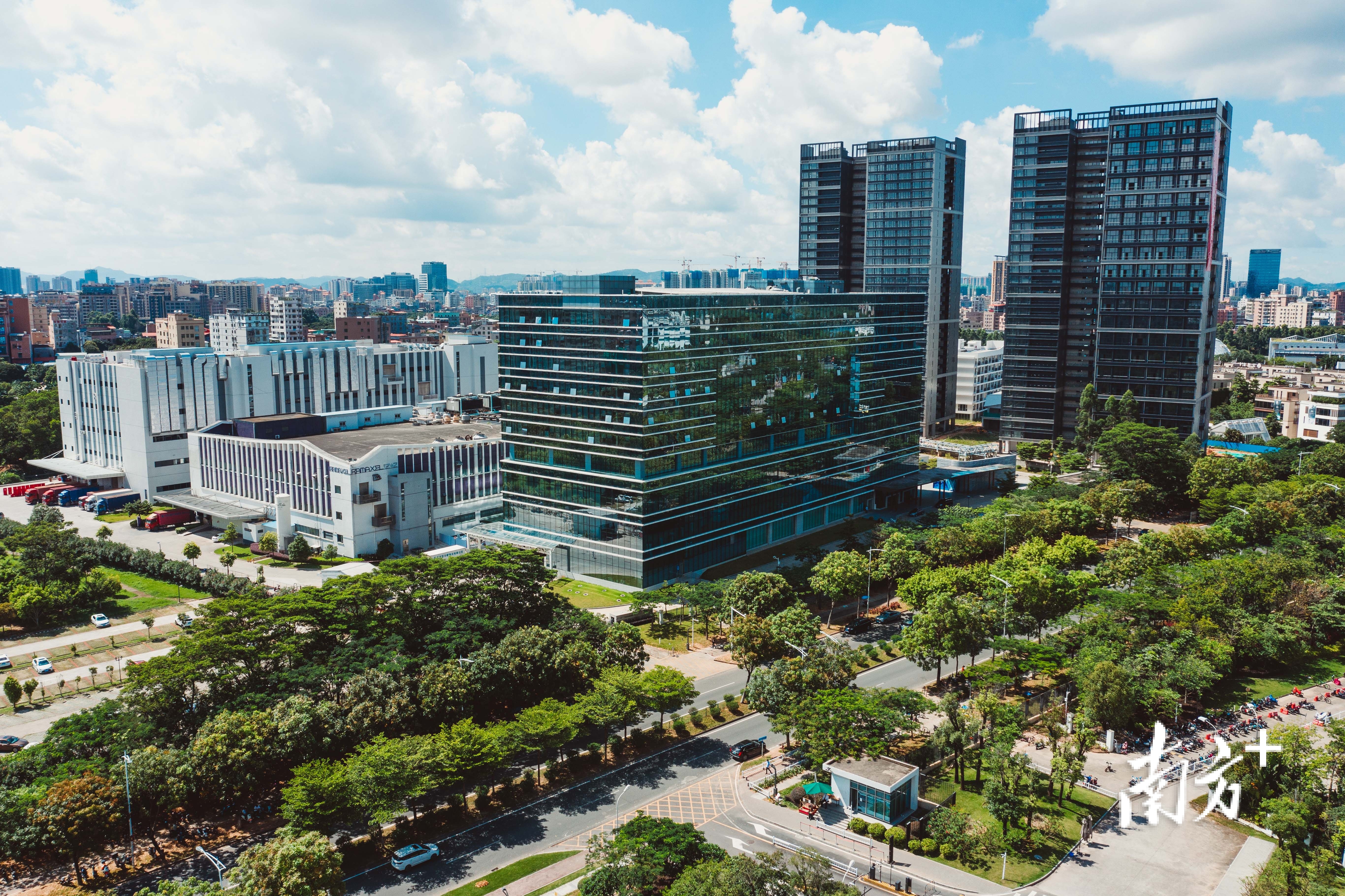 产业向新!松山湖国家新型工业化产业示范基地交出新答卷