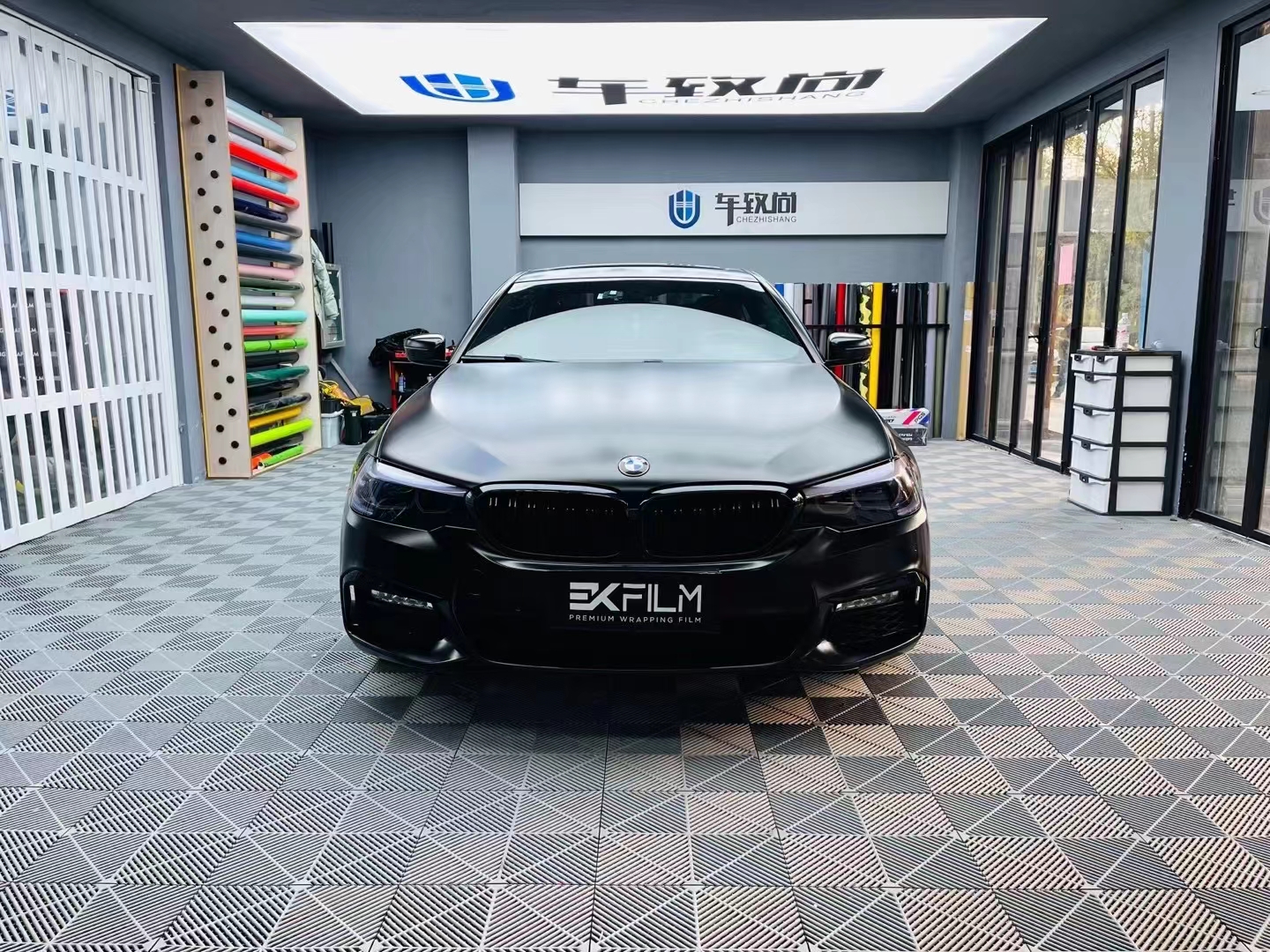 宝马ekfilm改色膜电光金属黑,黑帅黑帅的