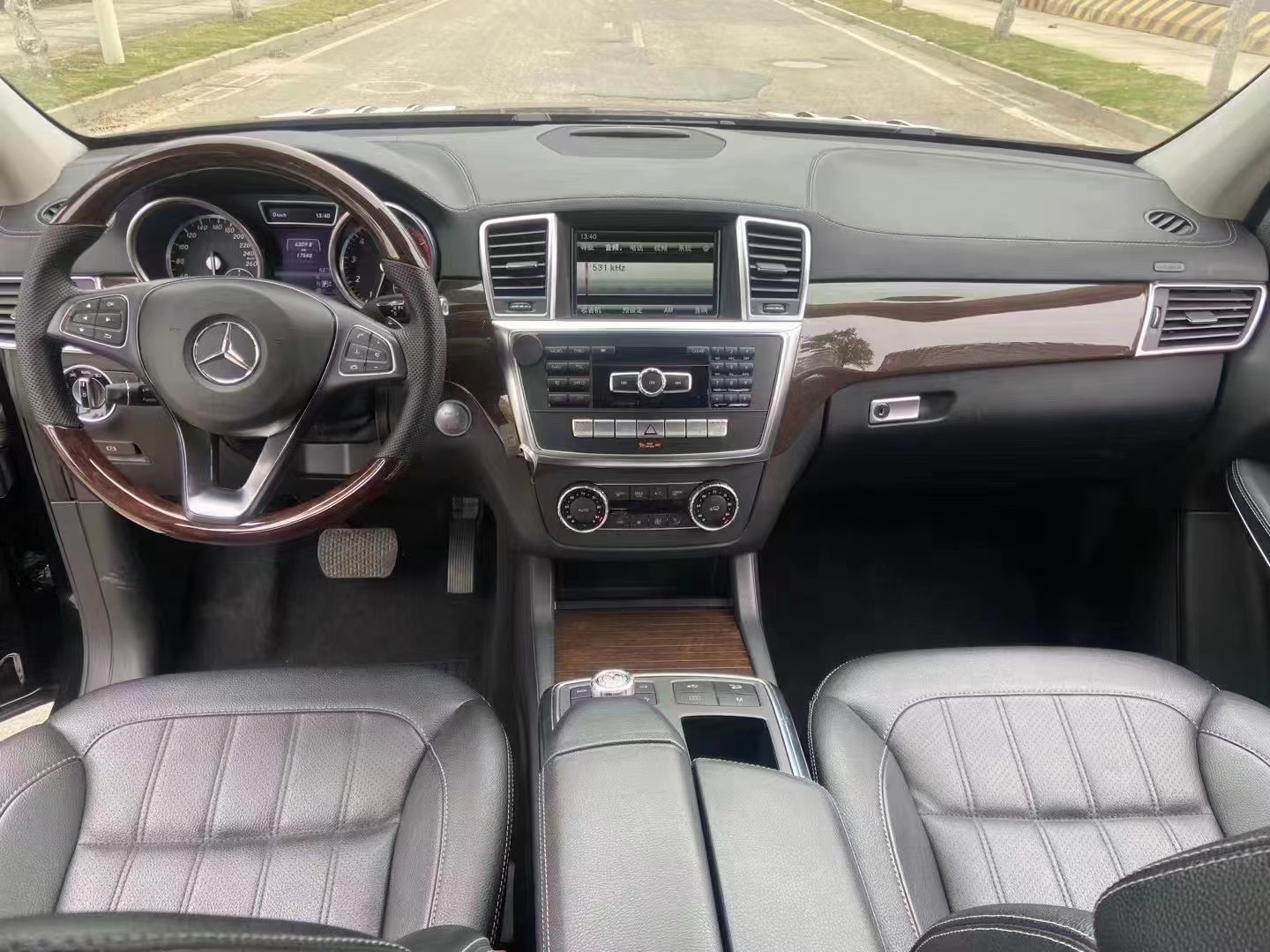 17款奔驰gl550仅售21万,硬朗大气的外观,有着大有从容的气魄