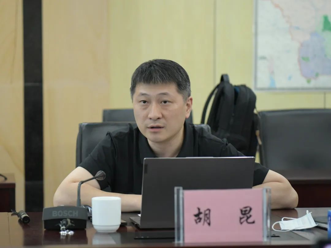 胡昆对五华区体育产业发展方向表示认可,并对中体产业集团产业链进行