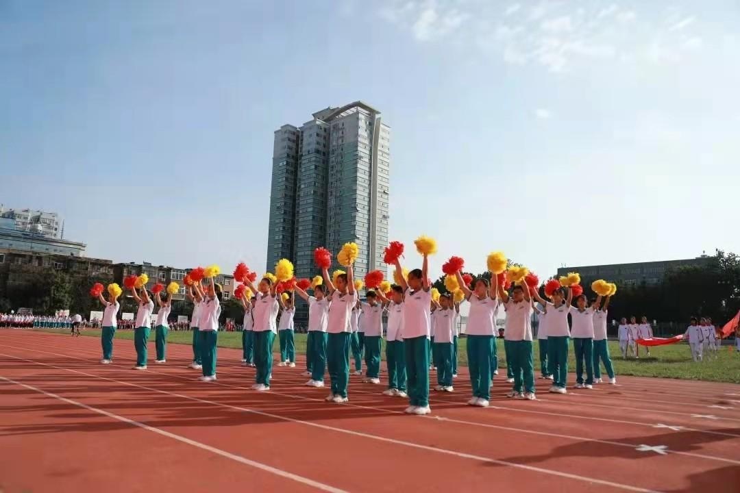 视频|青春舞动 山师大二附中运动会异彩纷呈