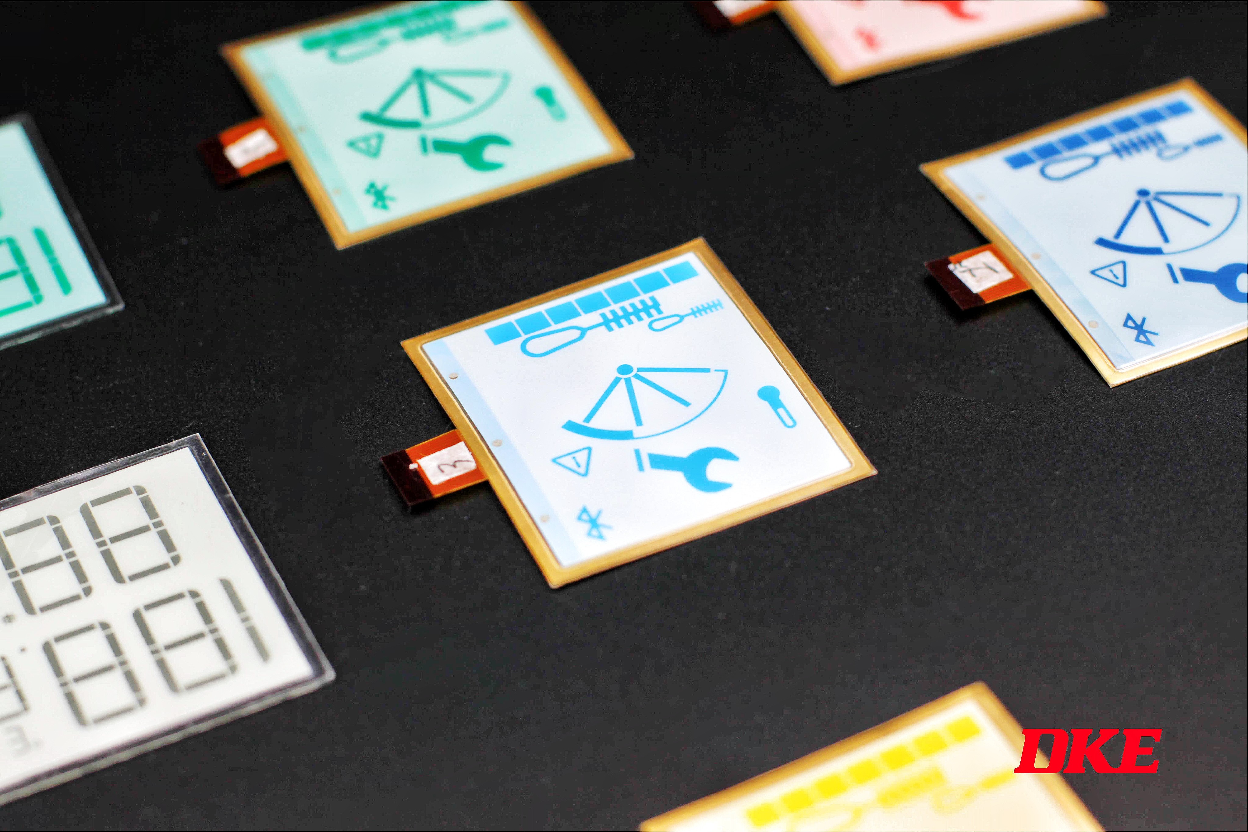 prism电子纸显示器 引领显示表面动态美学科技变革