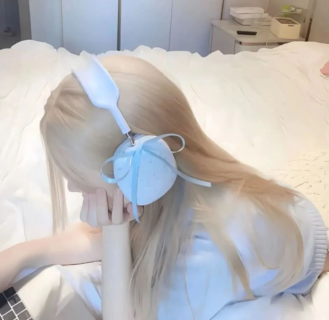 探索2024年最新款的女生微信头像