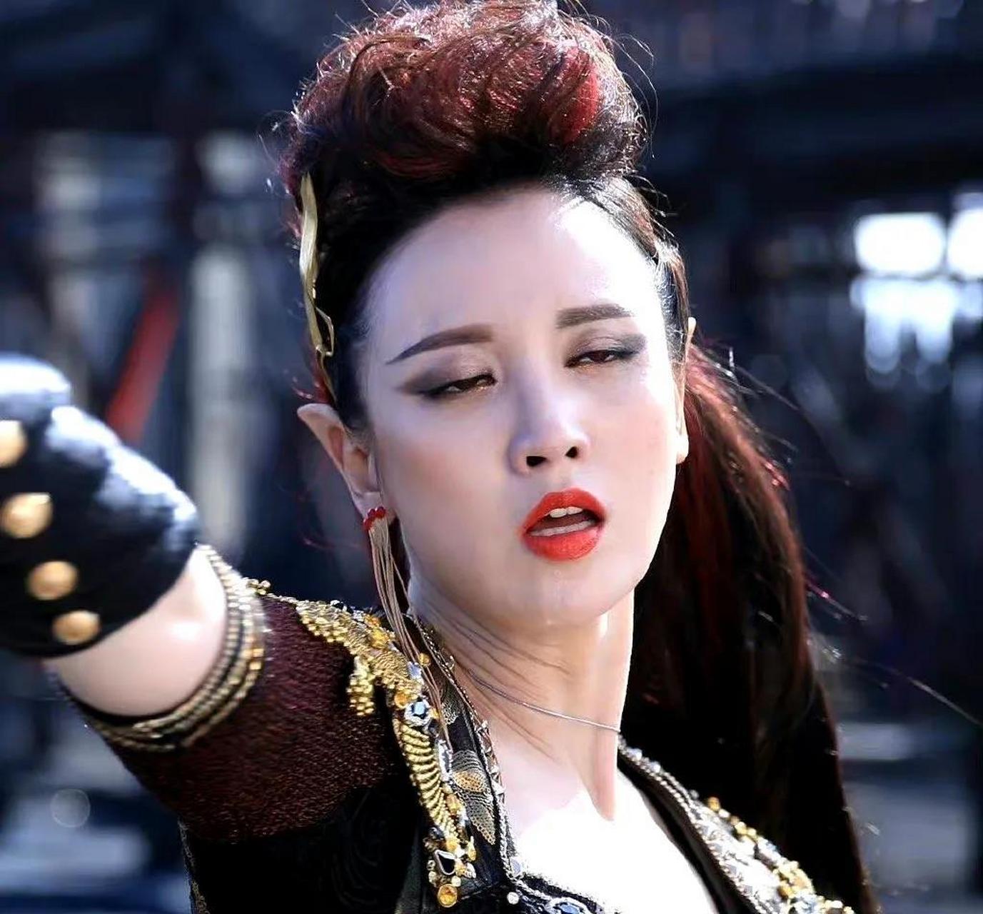 很逼真,又生动十分抓人眼球.