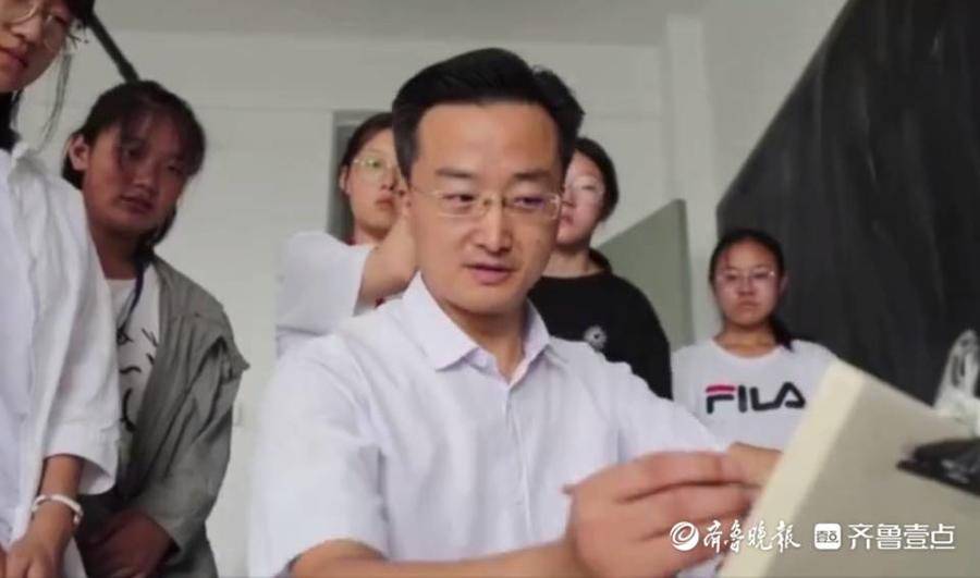 教育筑梦人|王世川:秉承艺匠精神,做学生心灵画师