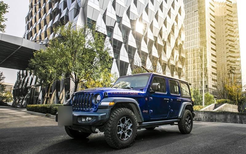 全款落地牧马人新能源