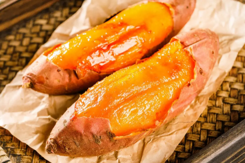 「美食菜谱」空气炸锅烤红薯:香香甜甜,一口下去超满足!