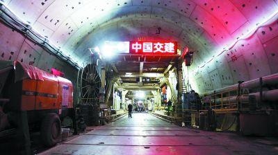 南京和燕路过江通道右线隧道火热施工 冲刺江底最后100米