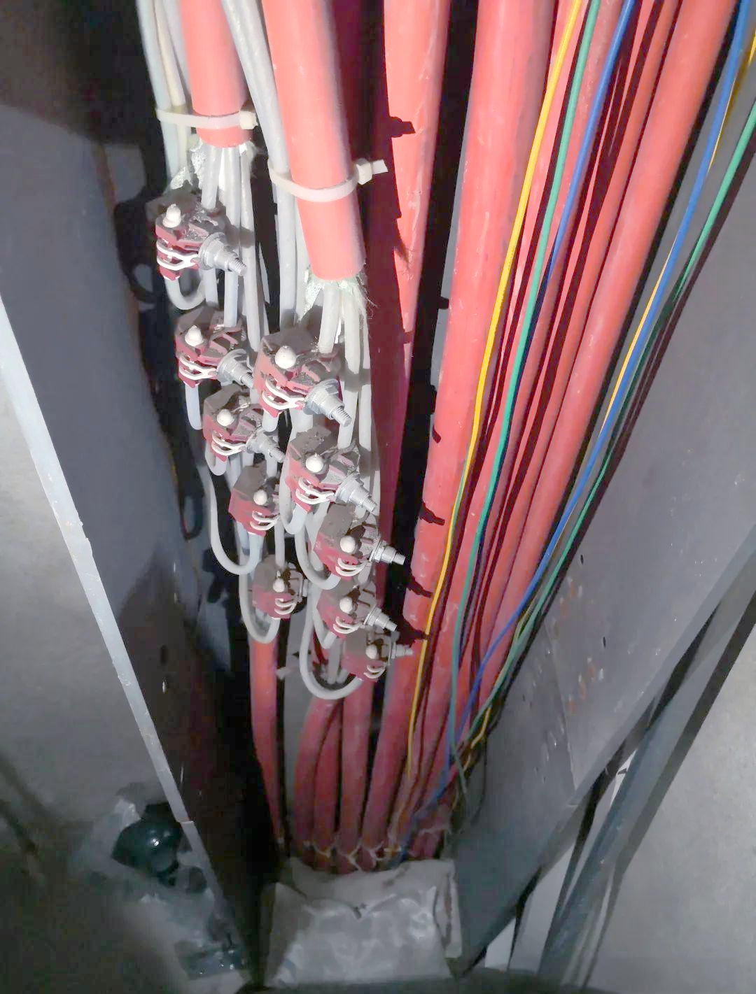 穿刺分支电缆接头为何被限制使用