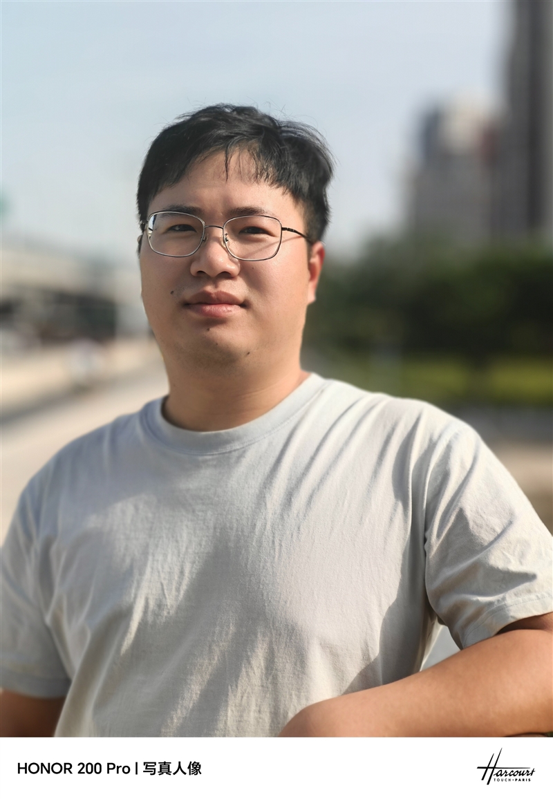 荣耀200 pro评测:"肖像中的爱马仕"平替 玩转光影人像