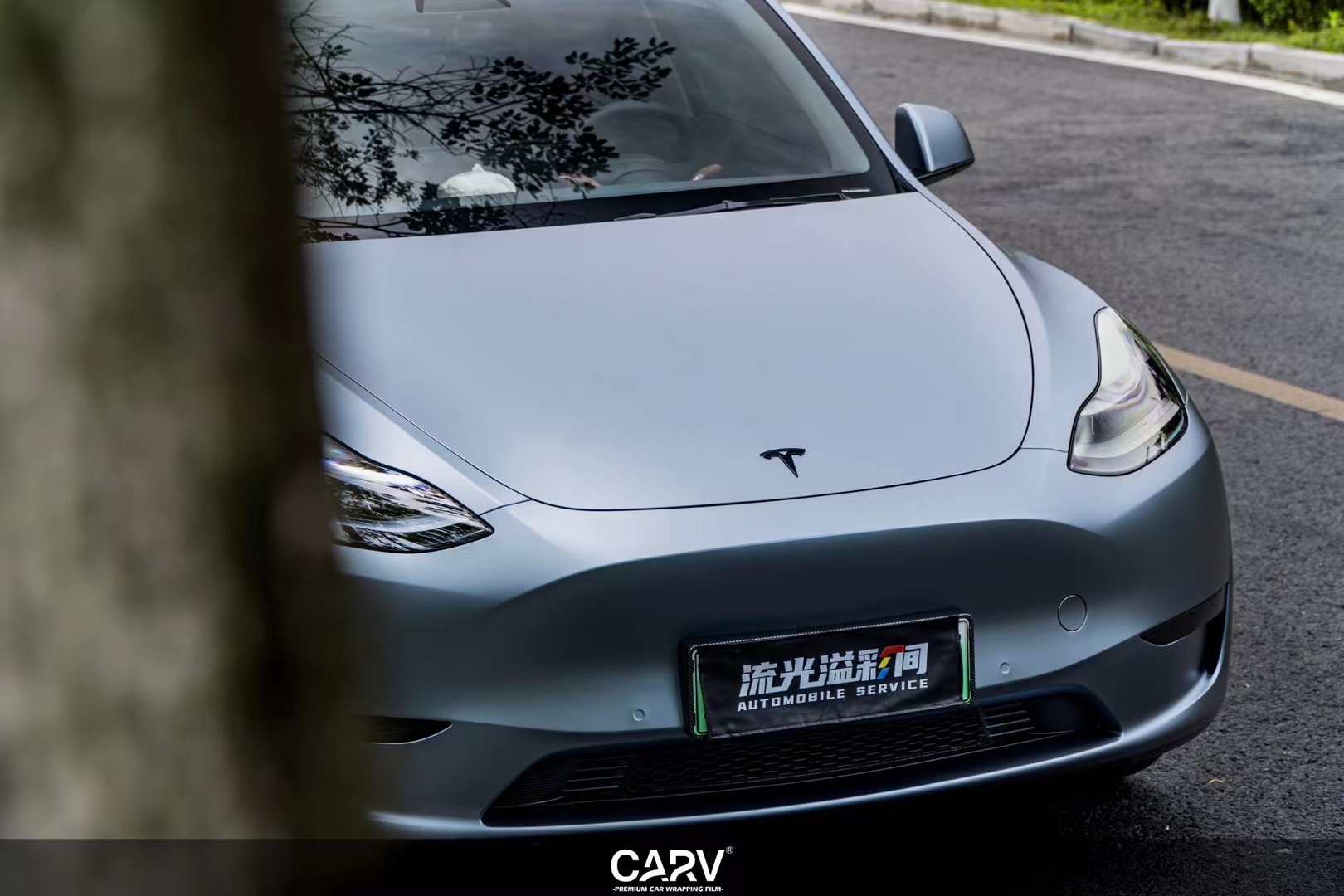 特斯拉modely卡孚改色膜超哑灰蓝,极具品质和高级感