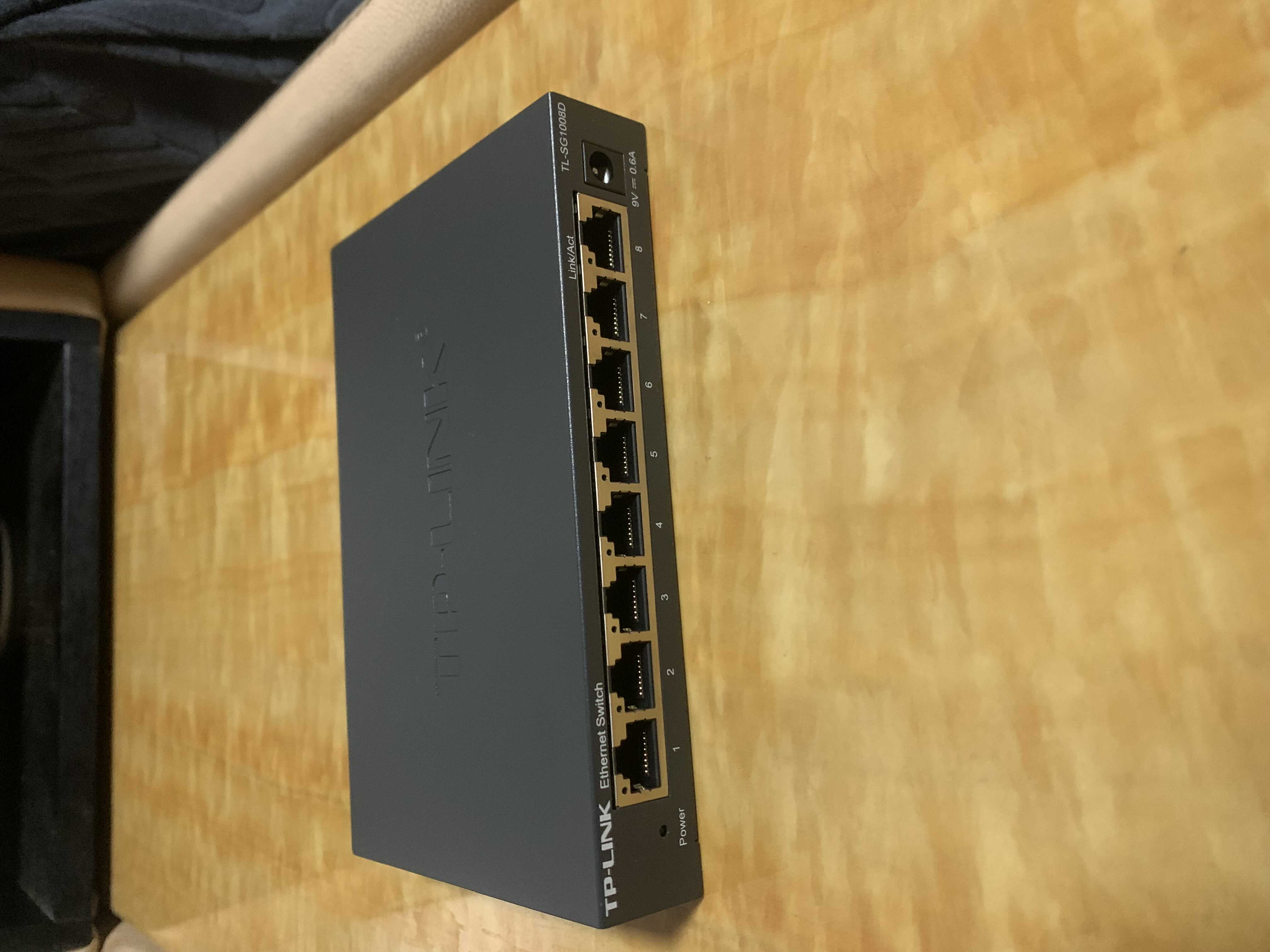 tp-linktl-sg1008d全千兆8口网络交换机