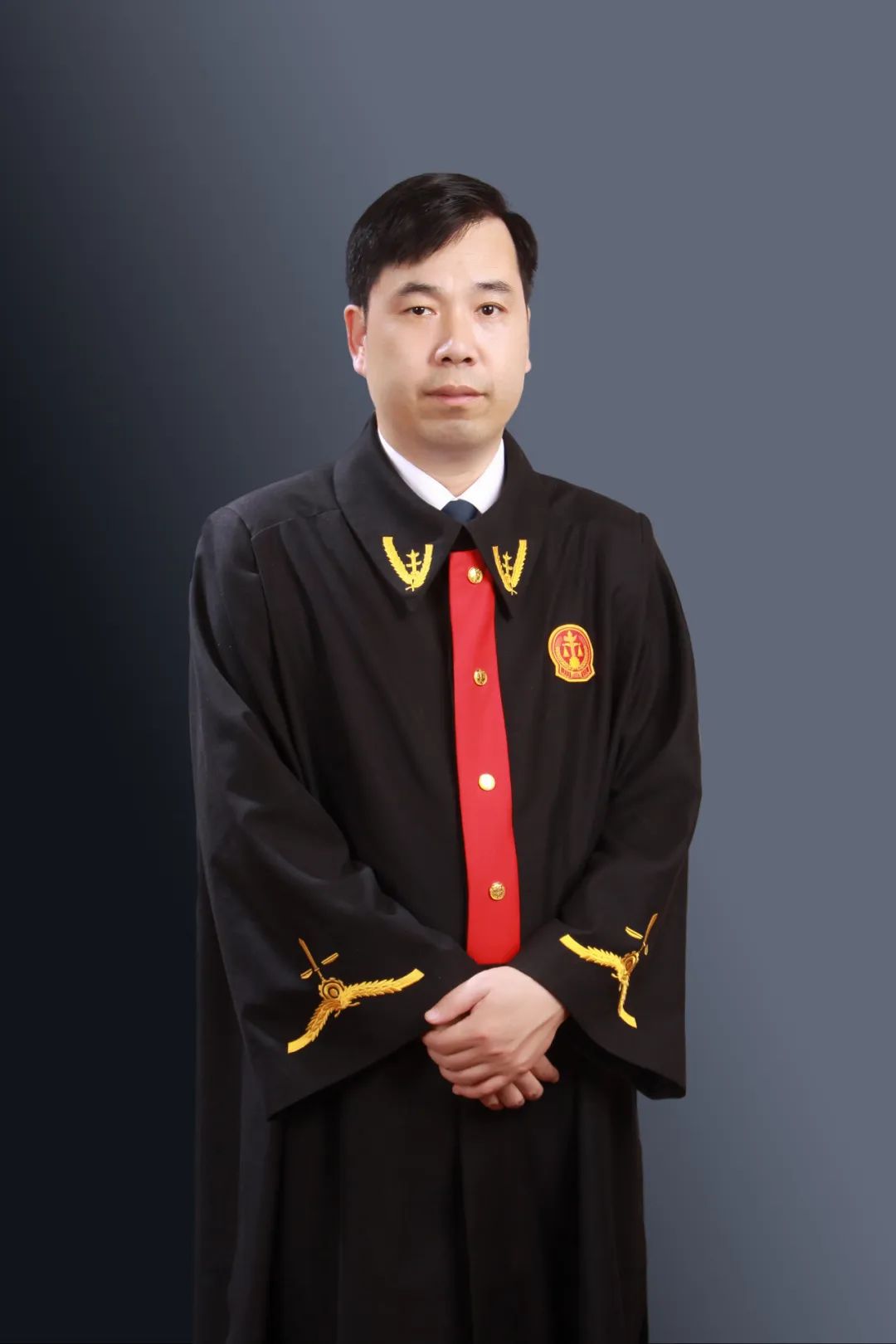 侯建伟:十年磨剑终成锋