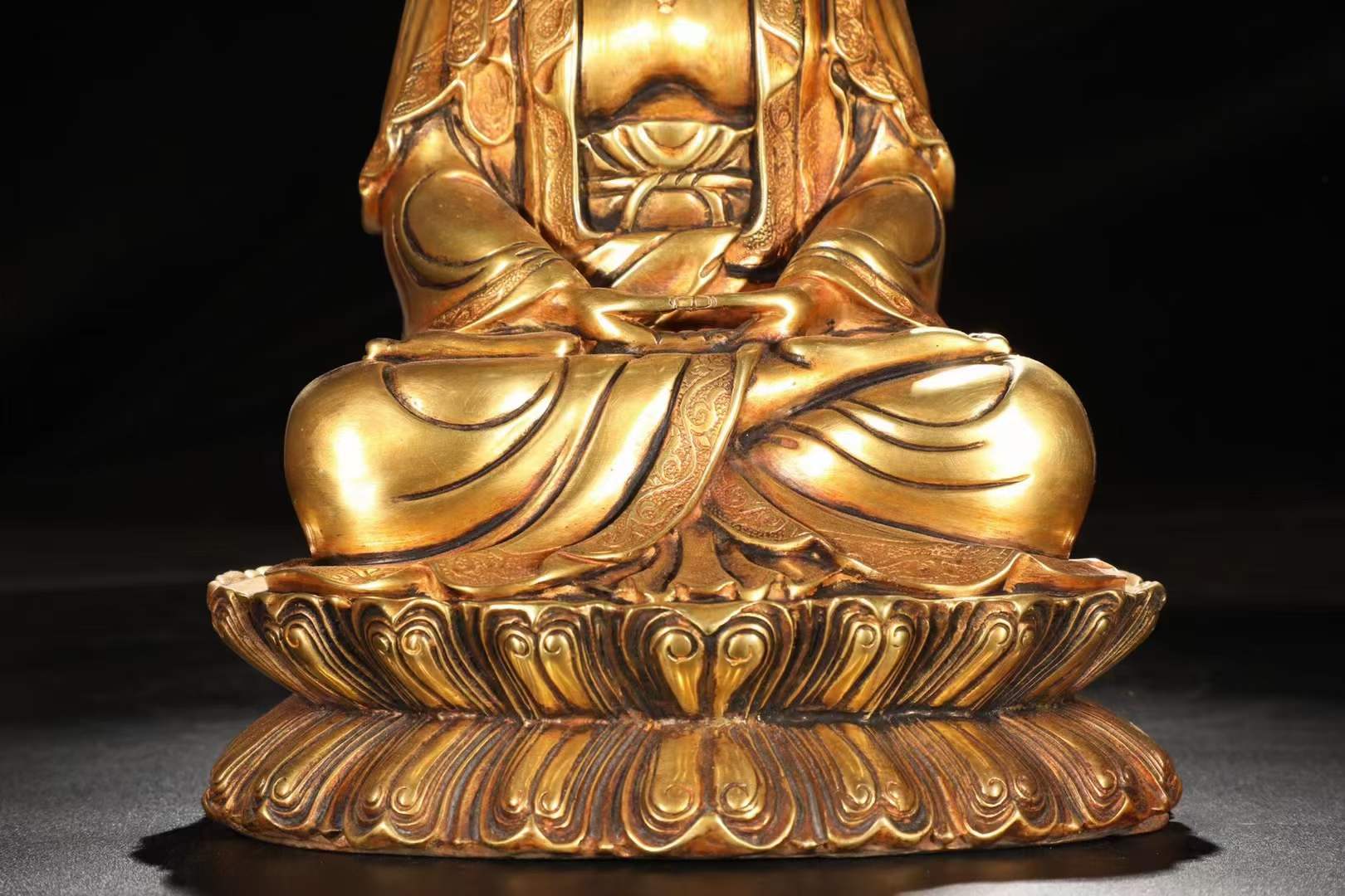 铸铜胎鎏金錾刻无量寿佛坐像-大明永乐年制「旧藏」高34cm宽21cm