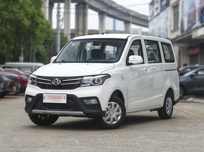 长安欧诺15款参数配置?