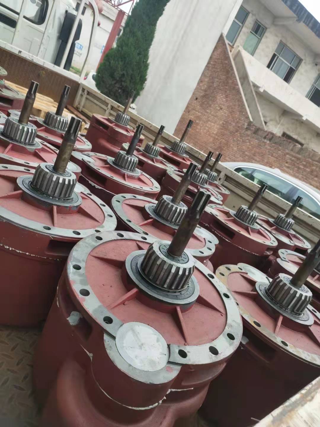 工程机械吊车配件 起重设备配件 吊车油缸