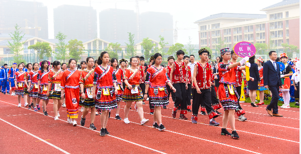 湖州宏达中学图片