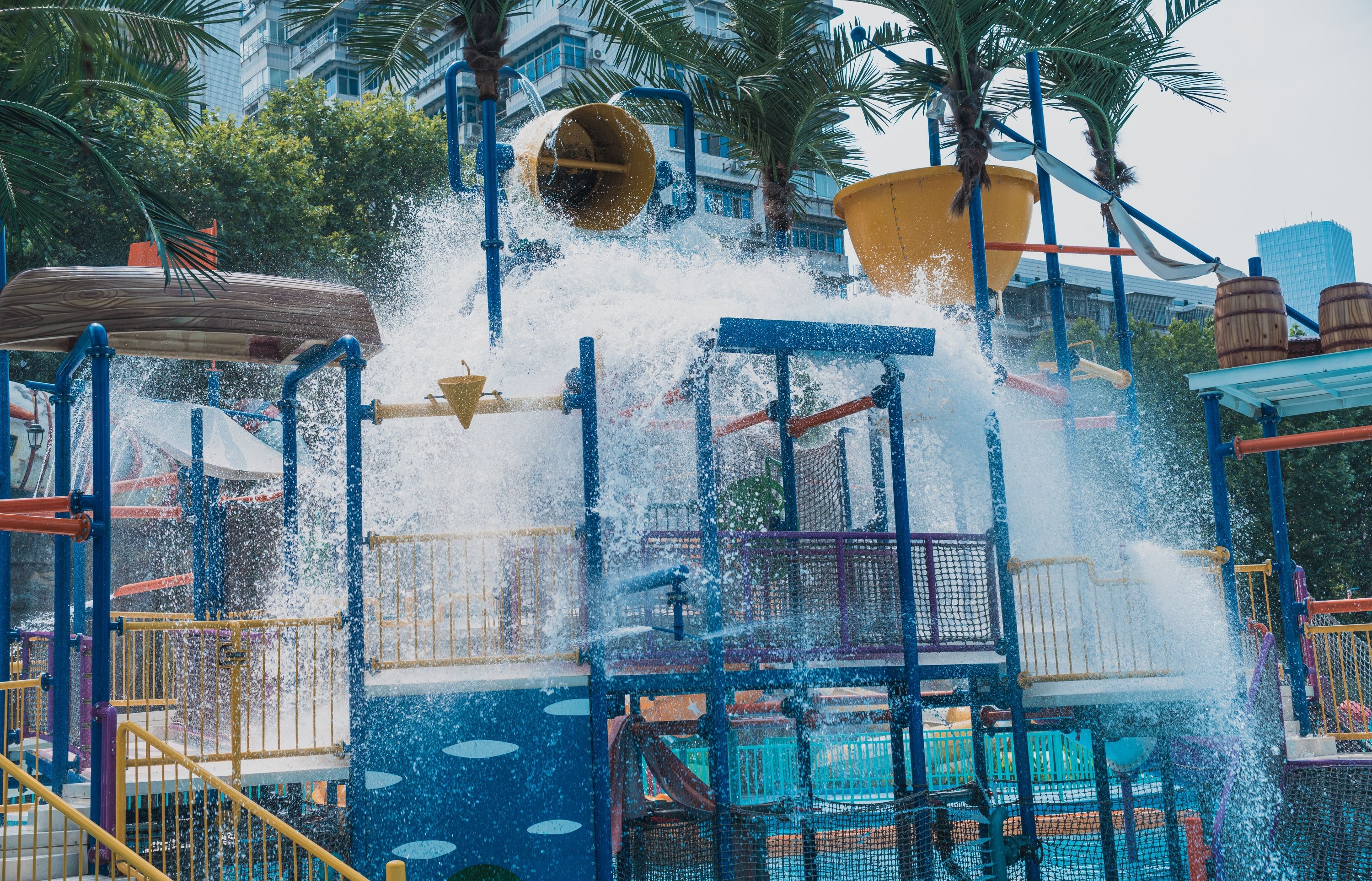 老牌水上乐园升级回归!武汉还有这些地方能玩水