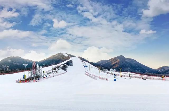 平东社滑雪场图片