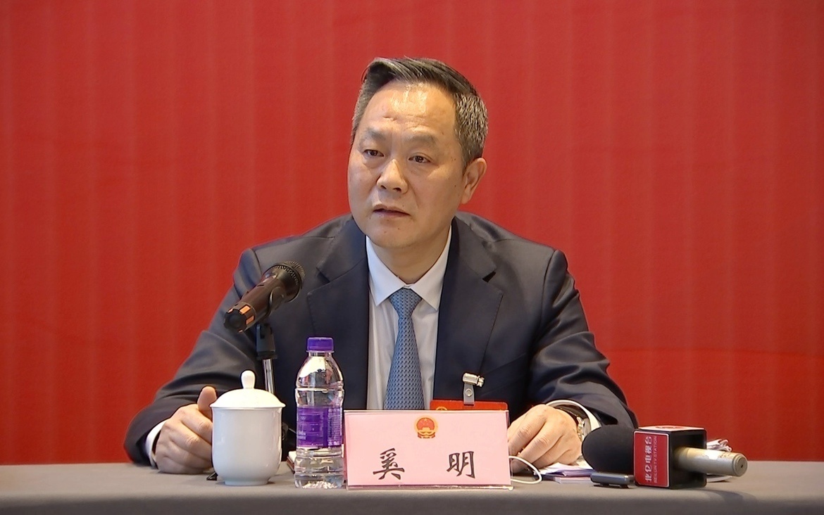 奚明:汇聚磅礴伟力 推动全区高质量发展